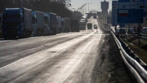 61086_41908910_41908873