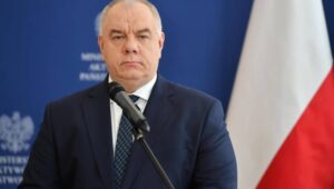 61188_41932049_41932048