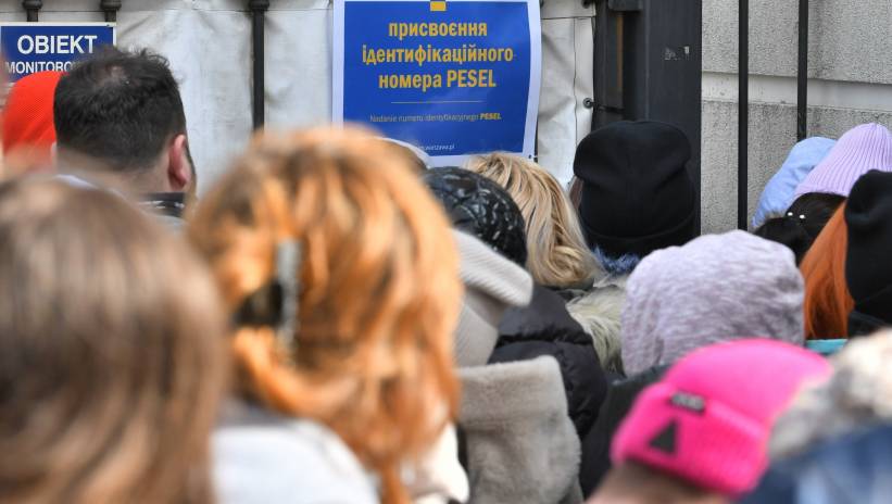 61192_41934078_41934045