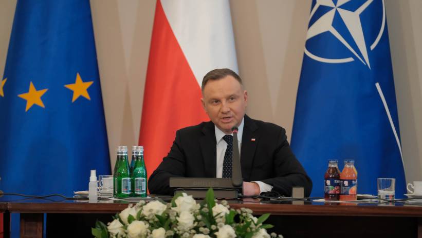 61248_41955442_41929888