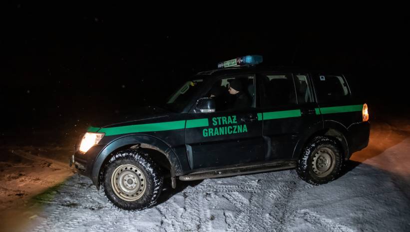 61291_41968690_41968624