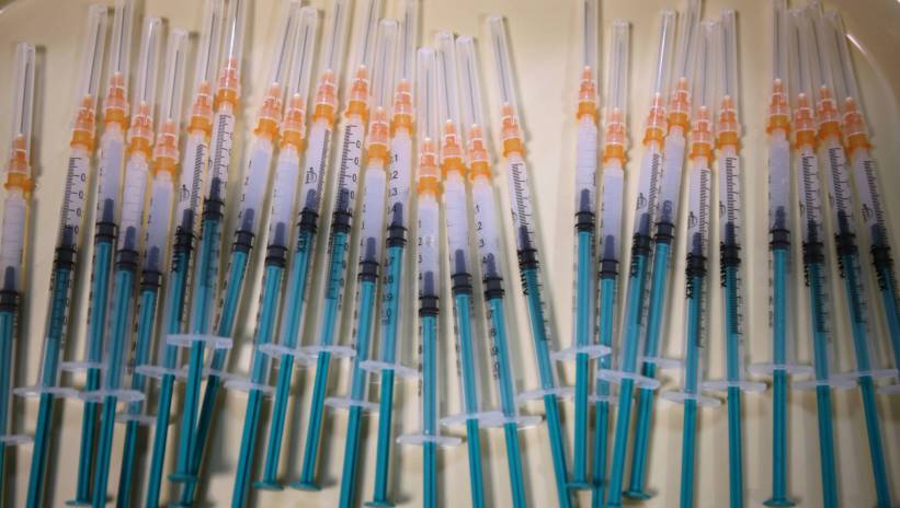 61295_41969510_41969318