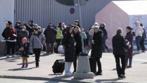 61318_41974376_41974360