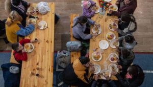 61620_42031258_42031198