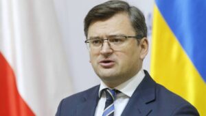 61623_42032333_42032317