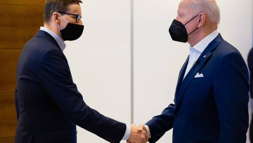 61631_42034182_42034175