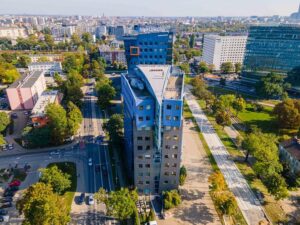 61670_529759_1900x-resizer-750q75