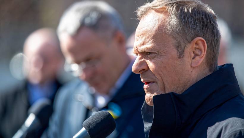 62244_42159742_42159726