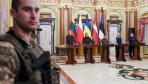 62504_42195851_42195844