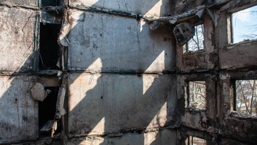 62529_42200494_42200485