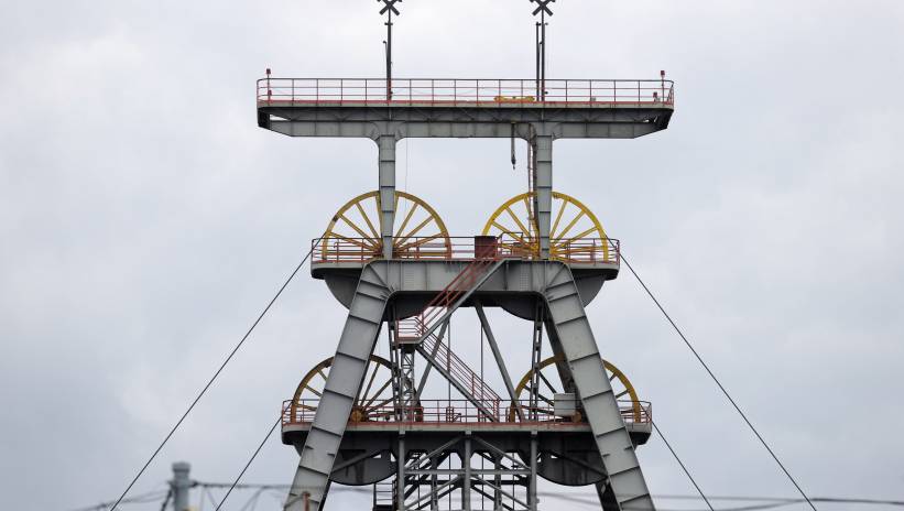 62703_42271675_42271667