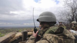 62704_42271800_42271793