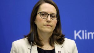 62815_42299922_42299904