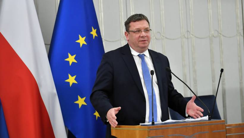 62863_42324149_42323981