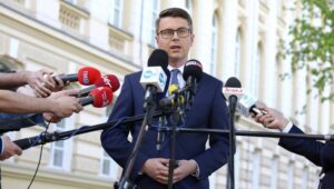63253_42449593_42409405