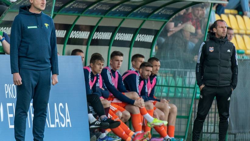 63311_42461367_42460792