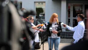 64048_42655369_42655329