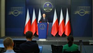 64082_42674275_42674218