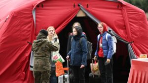 64130_42693080_42693068