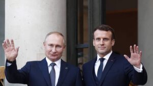 64672_42814685_42814671