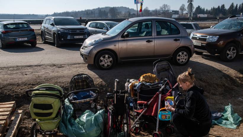 64953_42914656_42914641