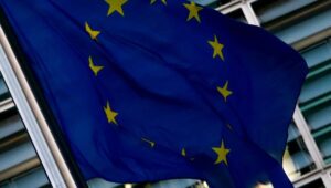 65070_42952323_42952318