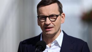 65072_42952912_42470372