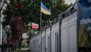 65826_43188001_43187980