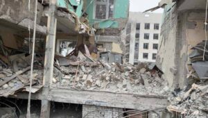 66163_43254590_42773181