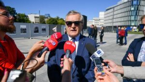 66438_43337285_43337226