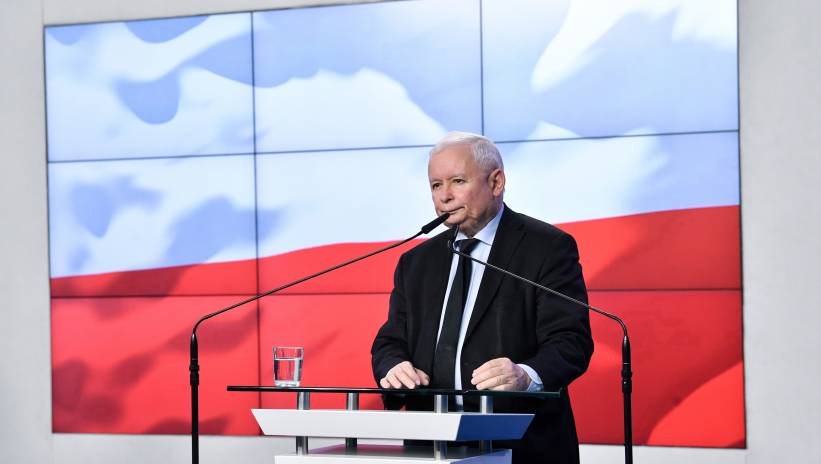 66927_43446312_43446311