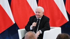 67653_43594979_43594954