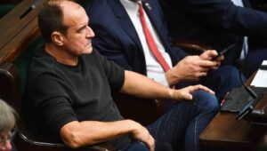 67721_43617586_43585877