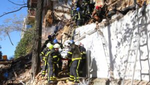 68125_43728832_43728667