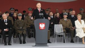 68842_43934913_43934889