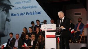 68872_43938222_43938175