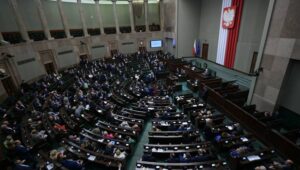 69010_43984662_43984660