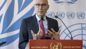 69253_44047180_44047170