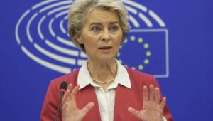 69446_44087049_43739376