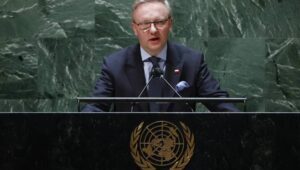 69635_44138626_44138595