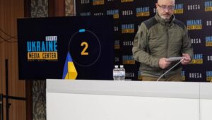 69743_44177511_44177507