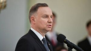 71172_44471462_44471410