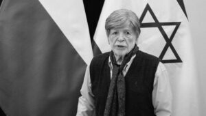 71382_44546274_44546152