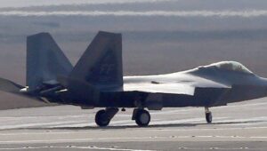 71613_44605940_44605930