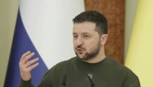 71747_44652178_44652120