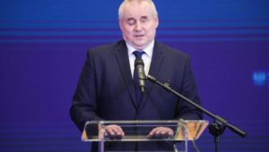 72465_44829172_44828965