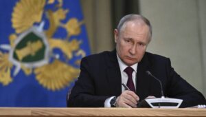 72562_44867351_44867340