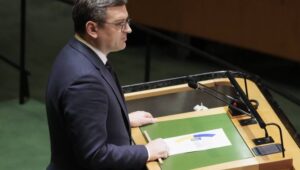 72720_44927599_44927567