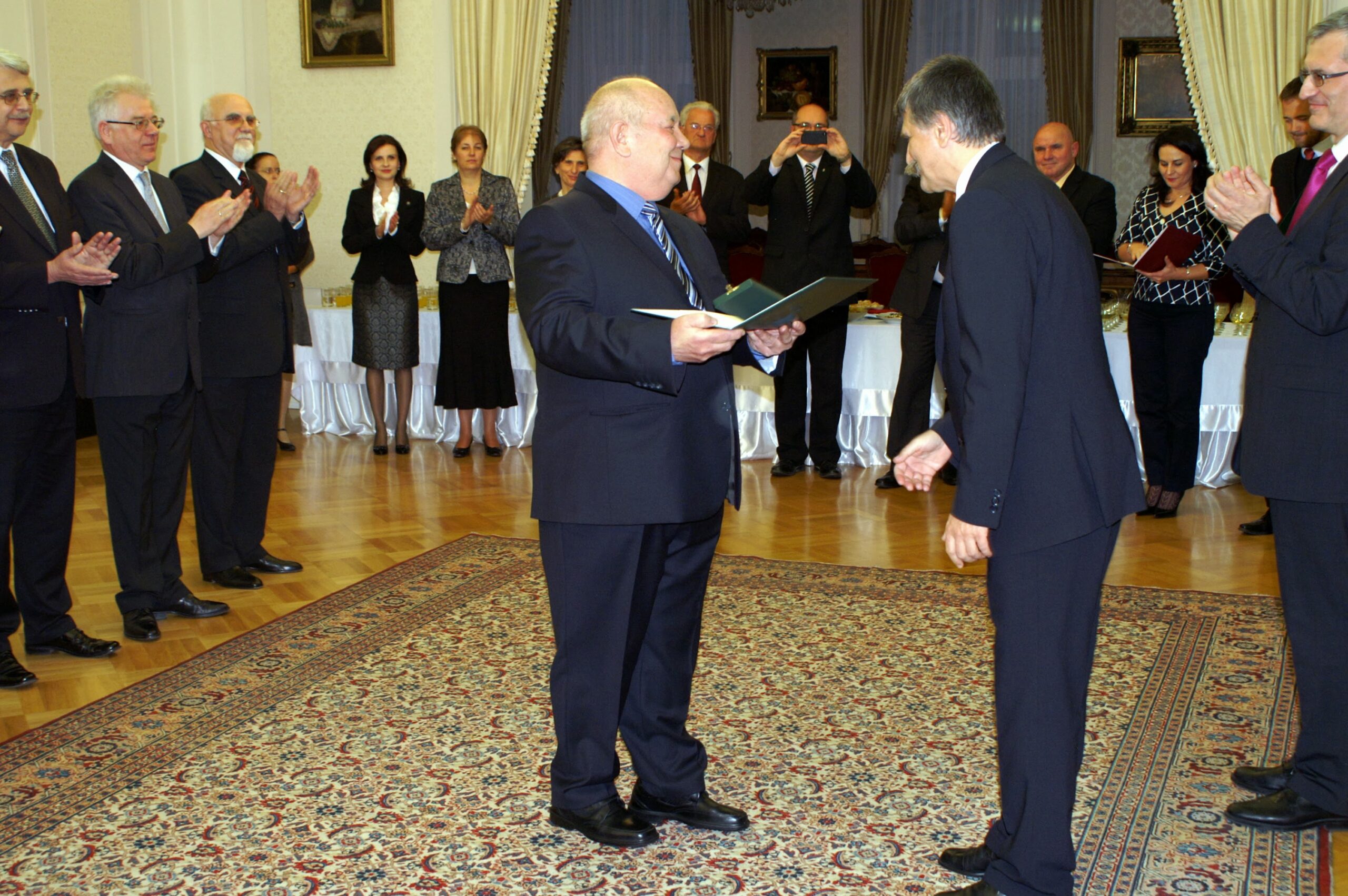 KONICA MINOLTA DIGITAL CAMERA