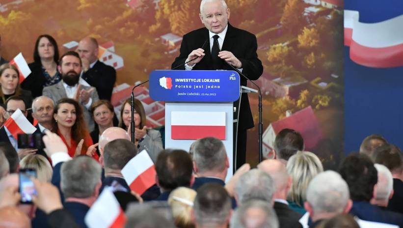 73441_45130442_45130440